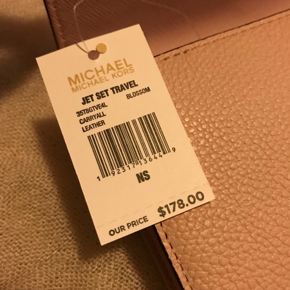 Michael Kors Jet Set Travel Carryall Wallet - Picture 4 of 4